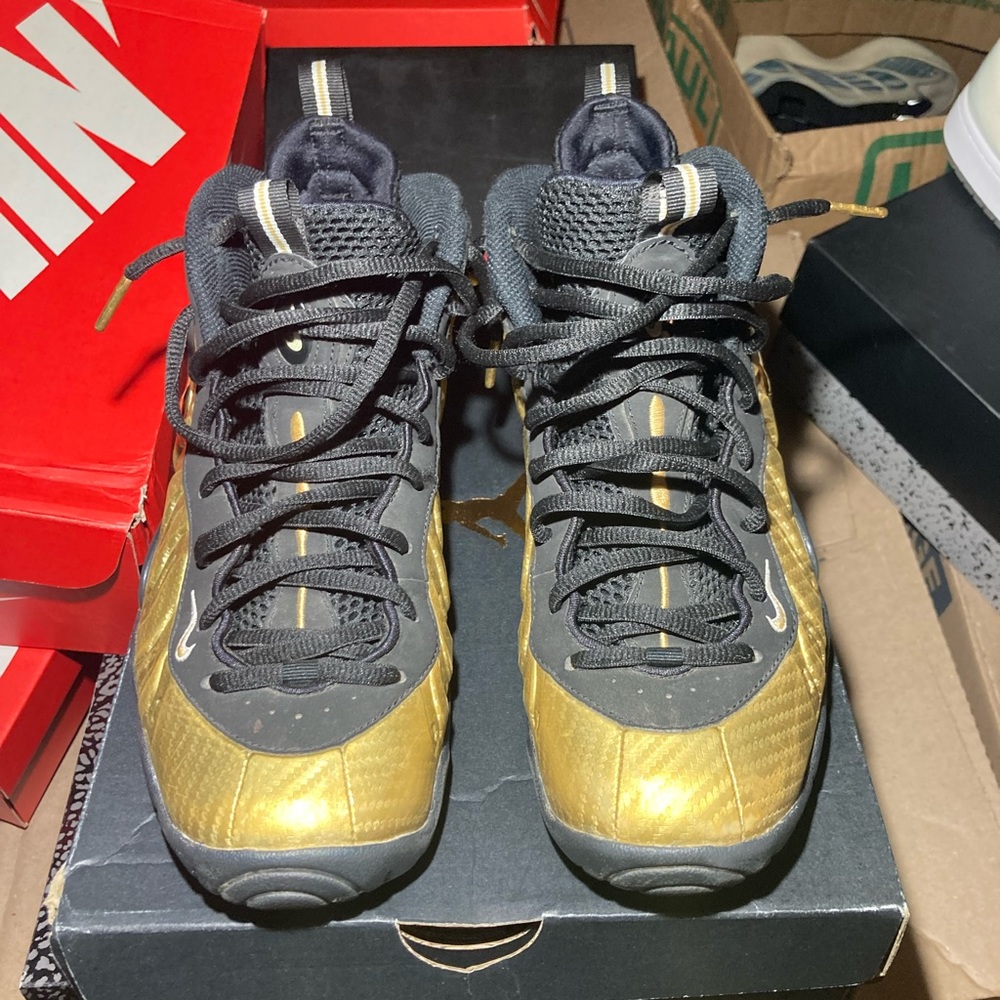 Nike Foamposite gold